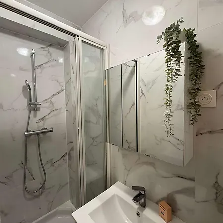Apartment New 122 Mathieu Cosy Center Paris