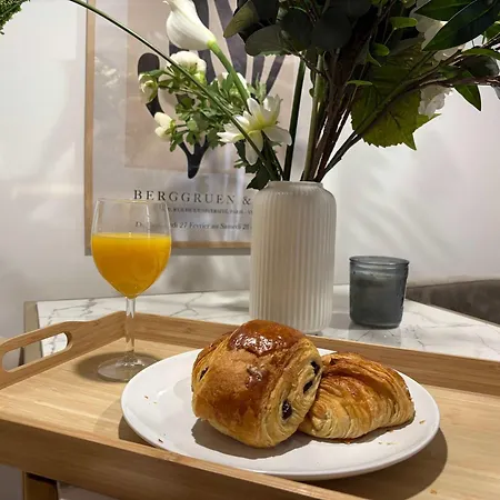 New 122 Mathieu Cosy Center Apartment