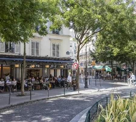 New 122 Mathieu Cosy Center Apartman